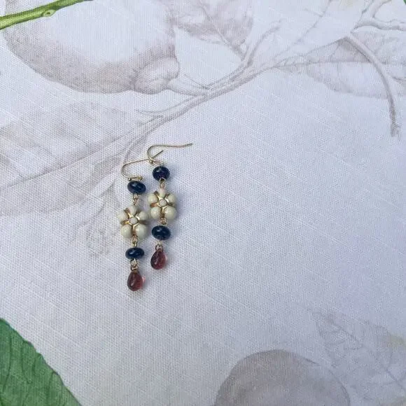 Beige Floral Flower Smoky Brown Czech Glass Black Agate Boho Casual Earrings - Picture 5 of 7